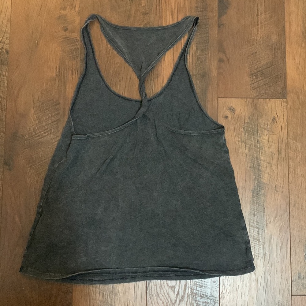 Volcom Tank - Picture 2 of 2